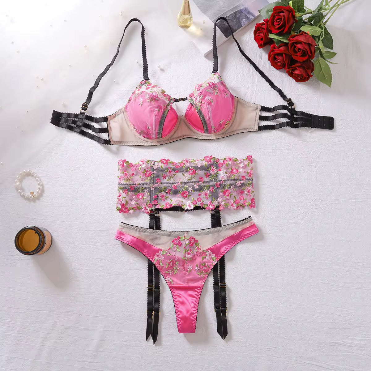 Pink Grato garter set